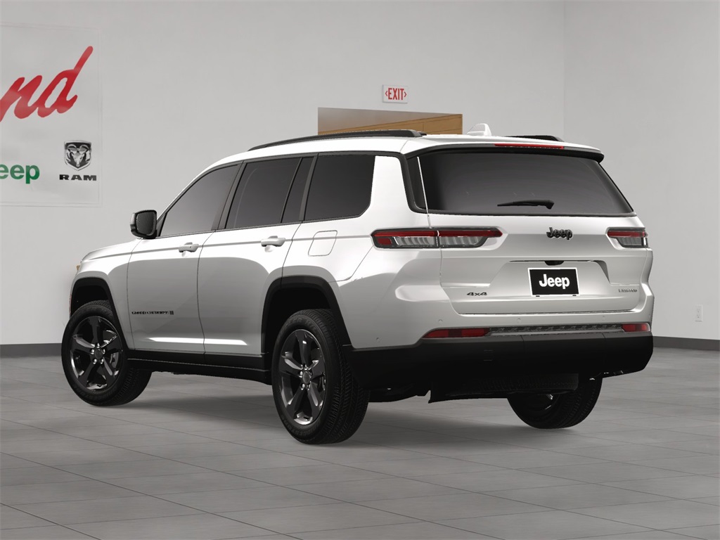 2025 Jeep Grand Cherokee Limited photo 2
