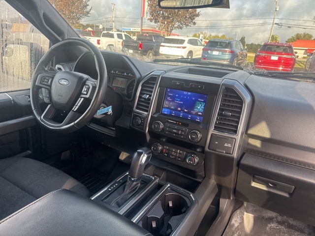 2019 Ford F-150 XLT photo 4