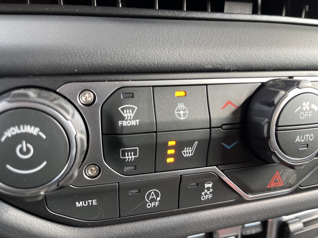 2026 Jeep Wrangler Rubicon X photo 4