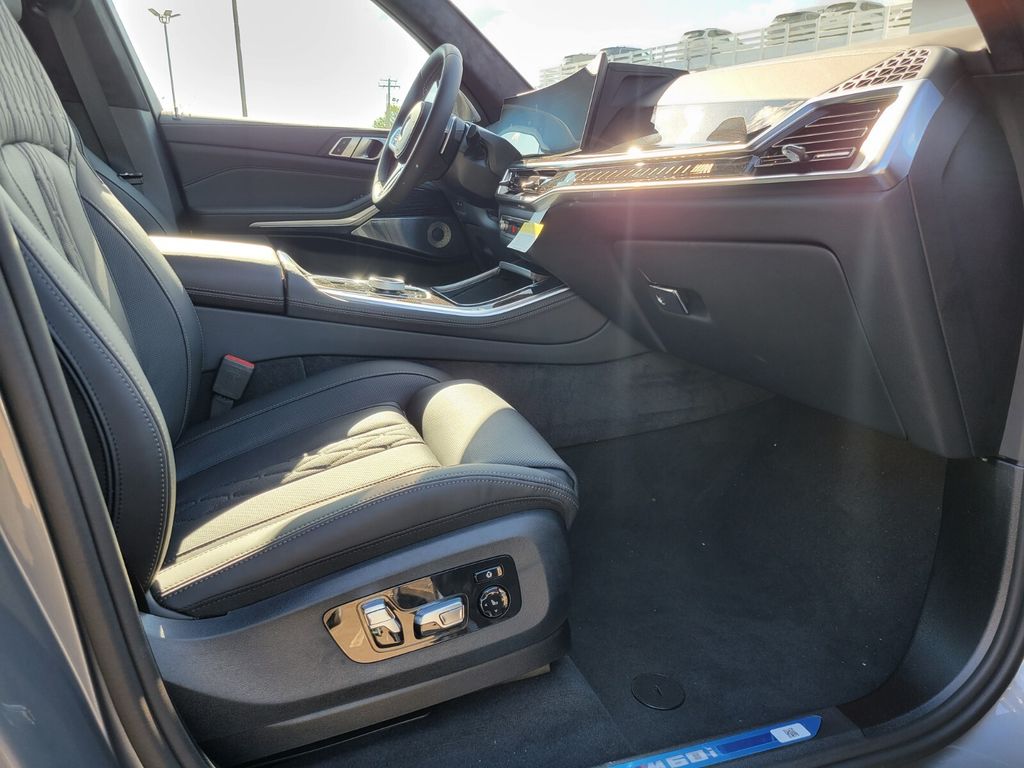 2026 Bmw X5 M60i photo 13