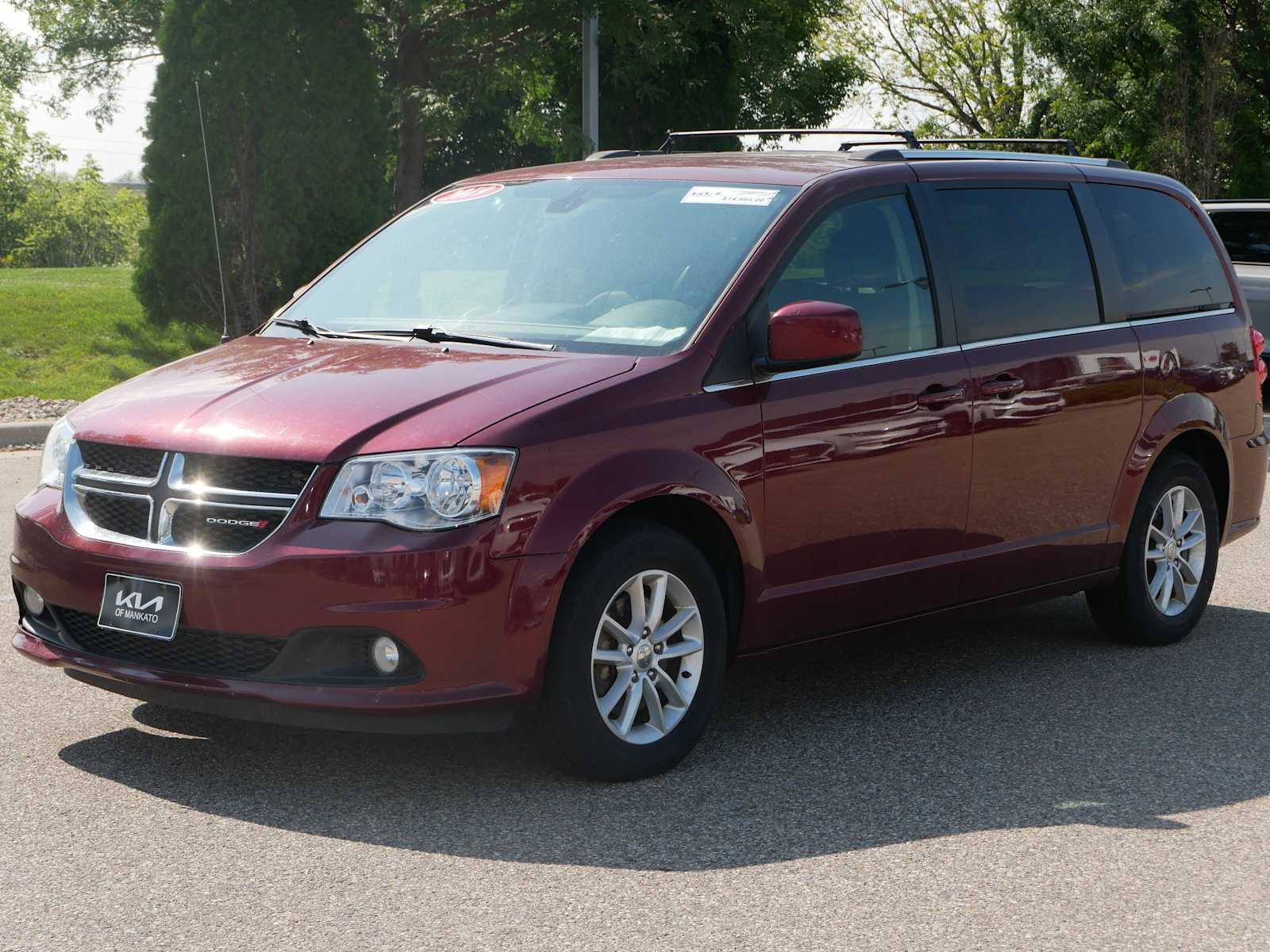 Used 2019 Dodge Grand Caravan SXT with VIN 2C4RDGCG0KR511911 for sale in Mankato, Minnesota