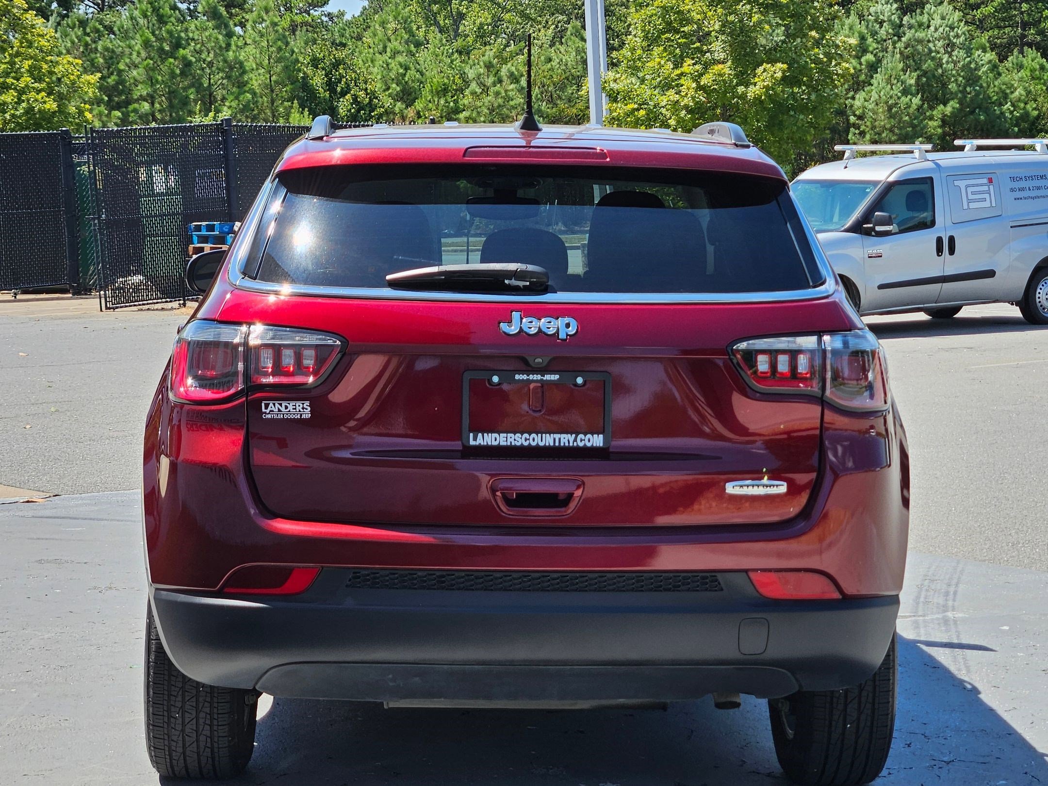 2021 Jeep Compass Latitude photo 4