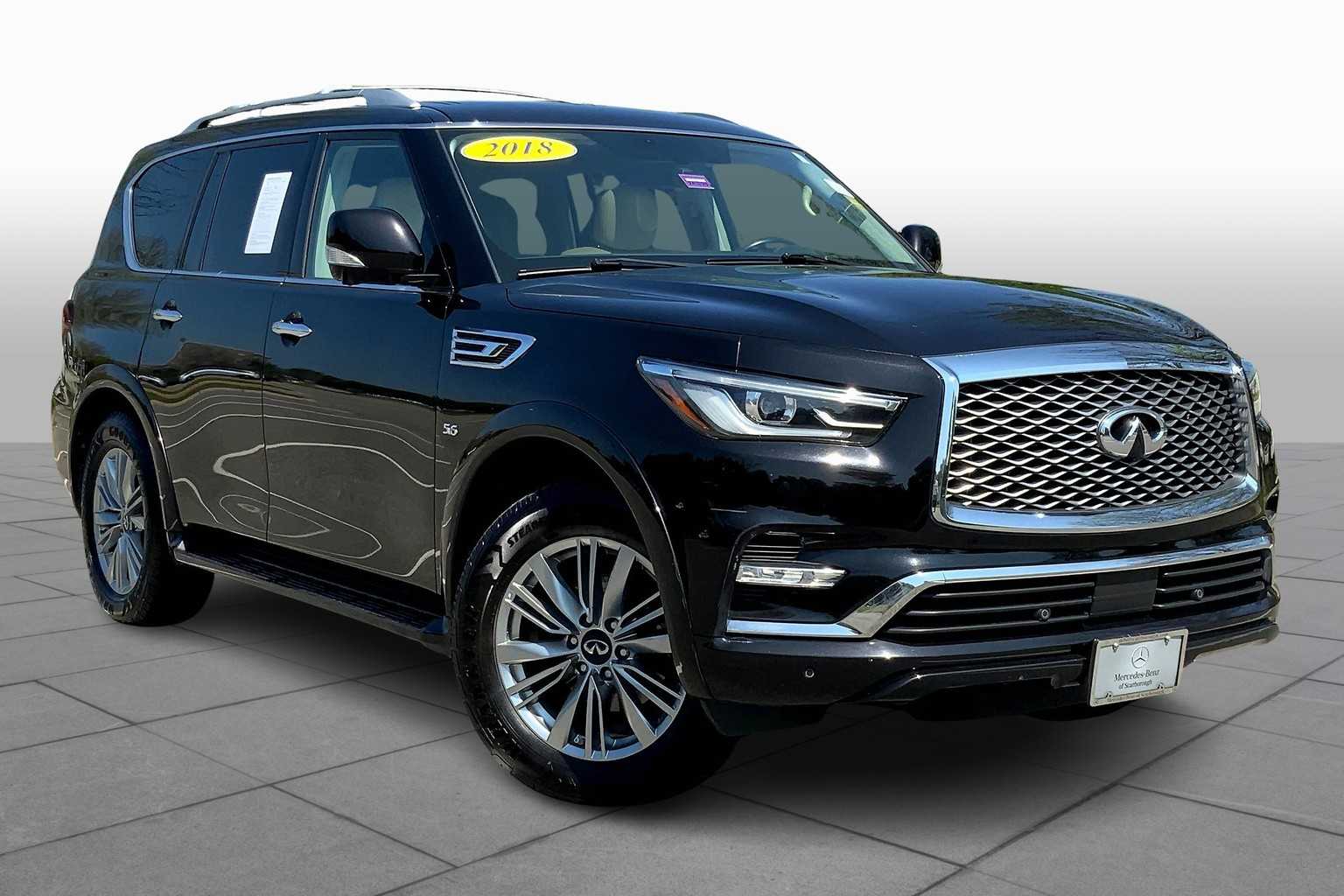 2018 Infiniti QX80 photo 2