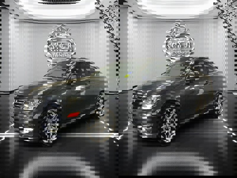 2015 Mercedes-Benz C-Class C250 Sport's photo