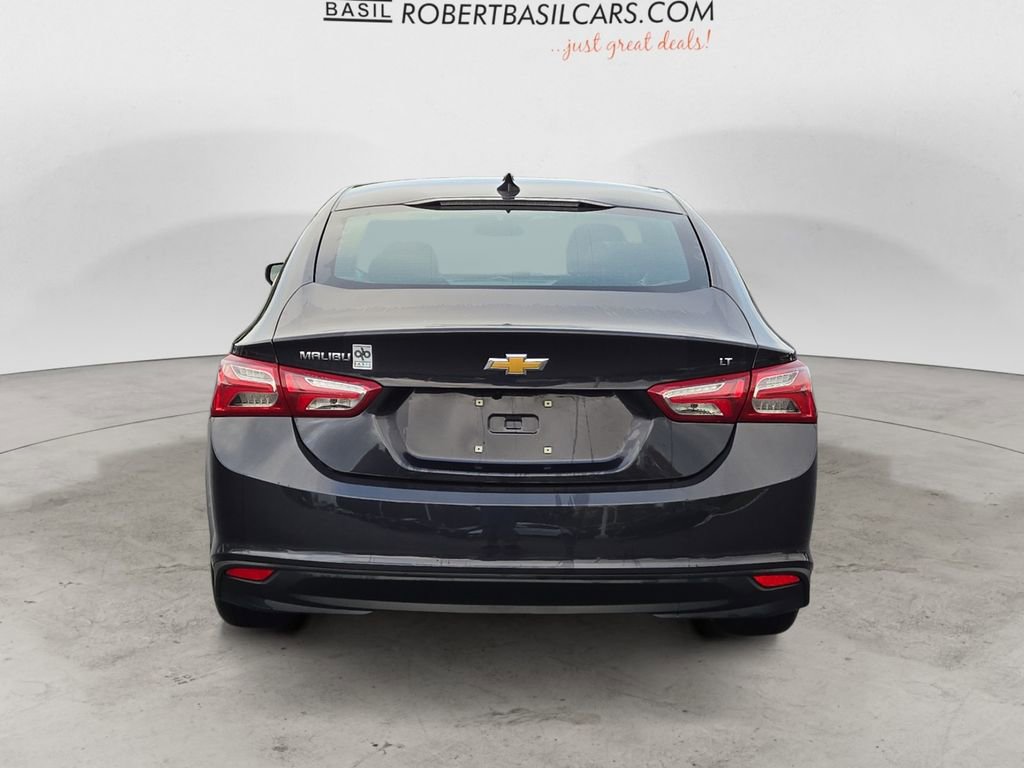 2022 Chevrolet Malibu 1LT photo 3