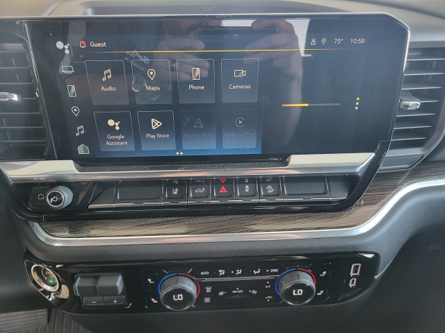 2026 Chevrolet Silverado 2500HD LT photo 3