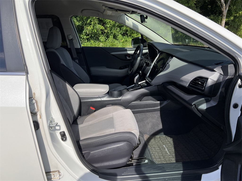 2024 Subaru Outback Premium photo 17