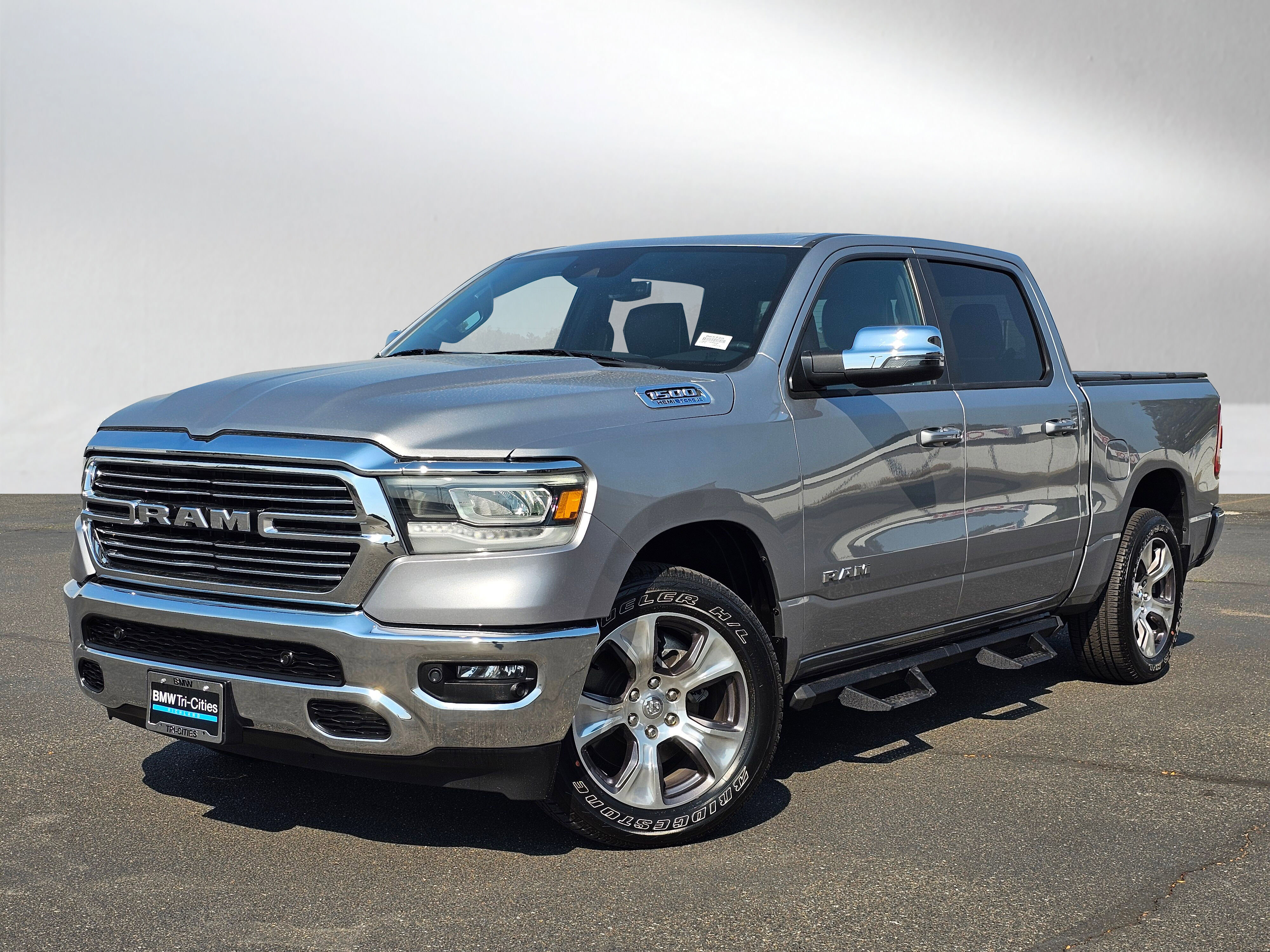 2023 RAM Ram 1500 Pickup Laramie's photo