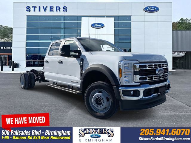 2026 Ford F-450 Super Duty Chassis Cab XL's photo