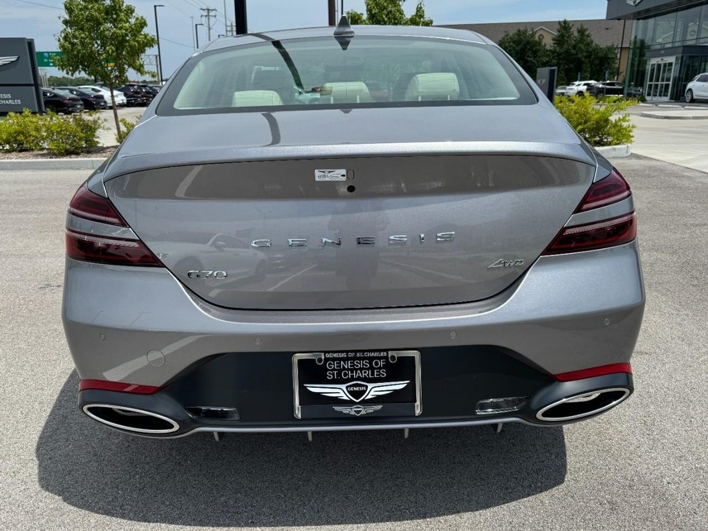2026 Genesis G70 2.5T Prestige AWD photo 4