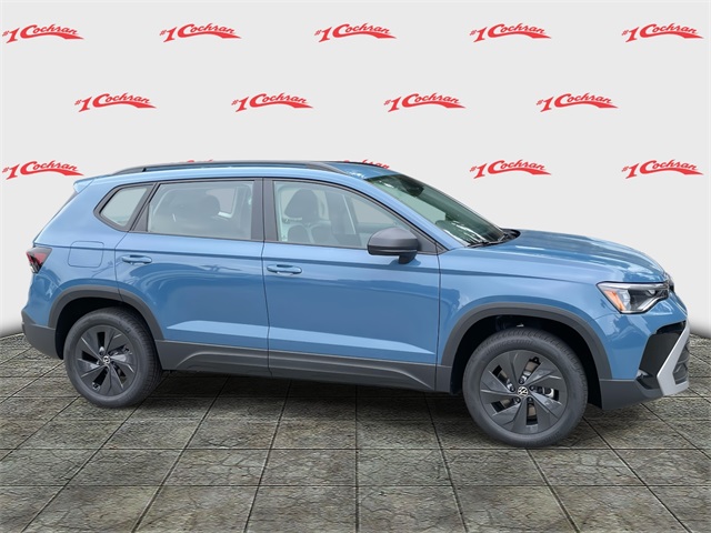 2025 Volkswagen Taos S photo 3