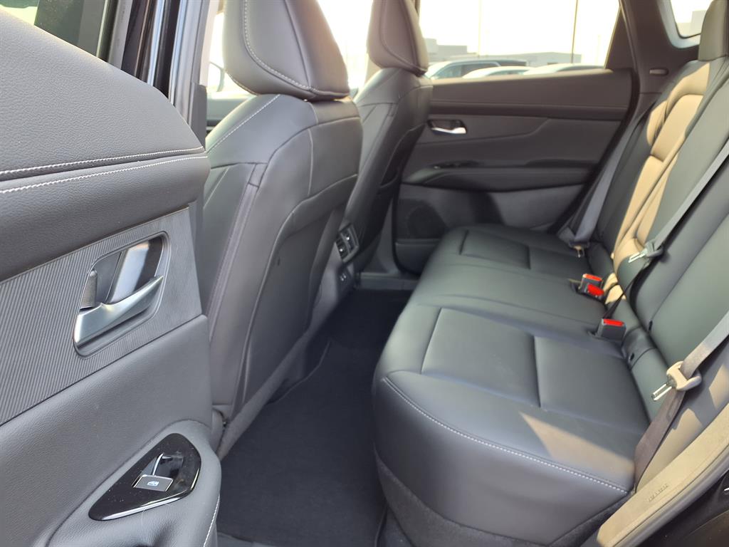 2025 Nissan Murano SL photo 4