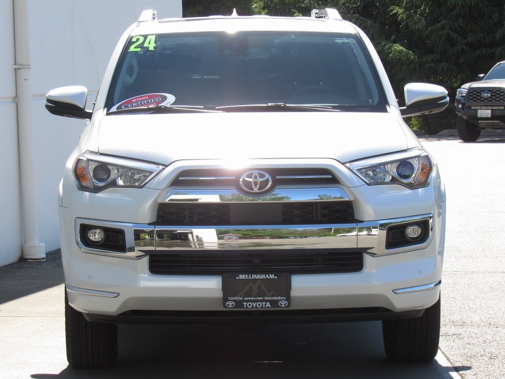 2024 Toyota 4Runner Limited photo 3