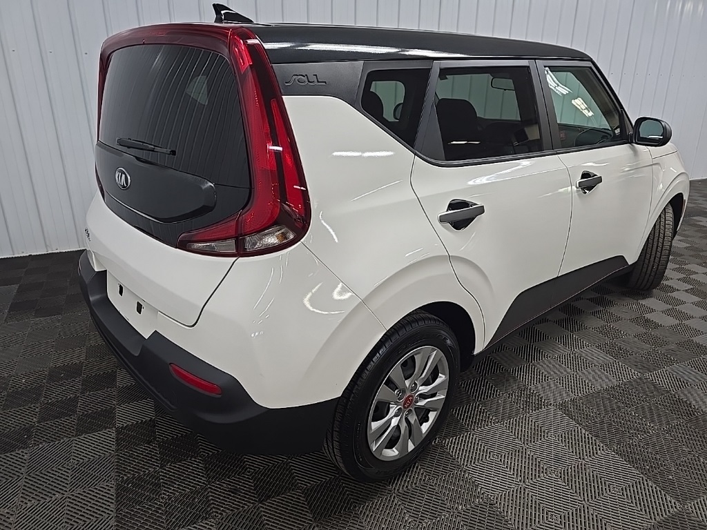 2021 Kia Soul LX photo 9