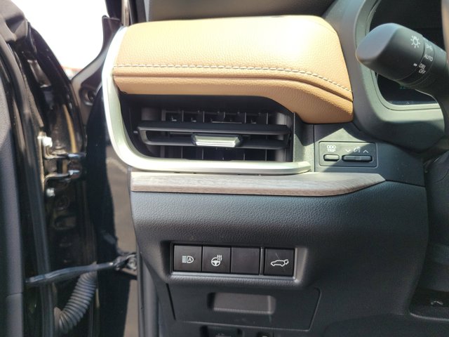 2024 Toyota Grand Highlander Platinum photo 18