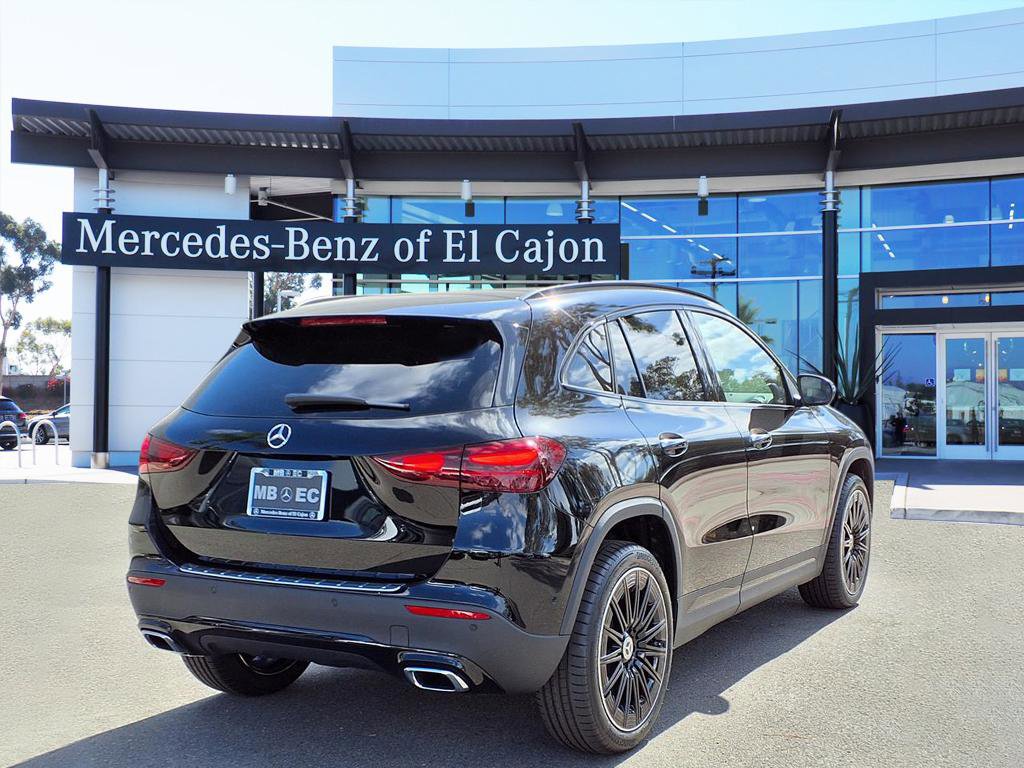 2026 Mercedes Benz GLA 250 photo 3