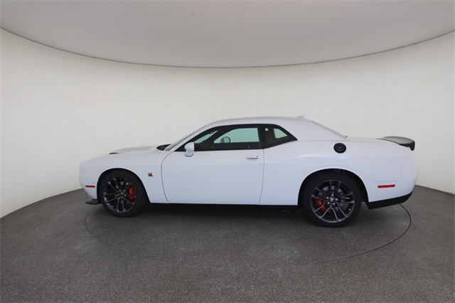 2022 Dodge Challenger R/T Scat Pack photo 8