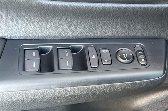 2026 Honda CR-V LX photo 11