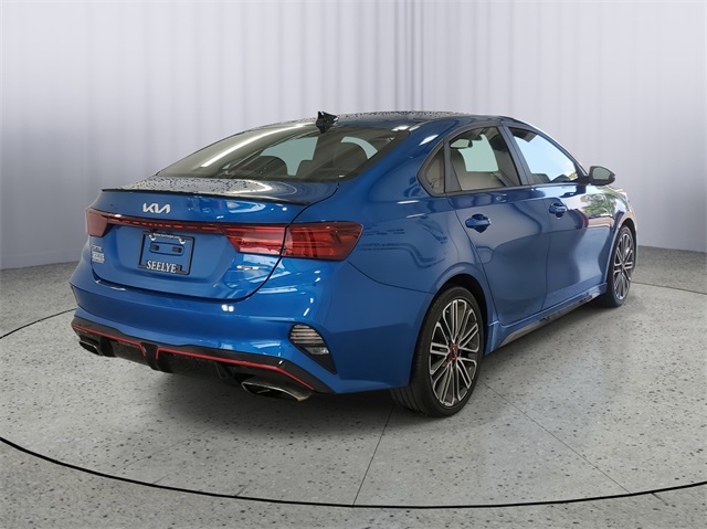 2023 Kia Forte GT photo 3