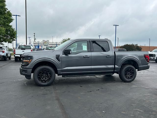 2025 Ford F-150 XLT photo 3