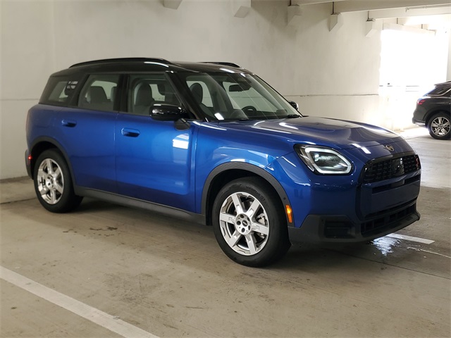 2025 Mini Cooper Base photo 3