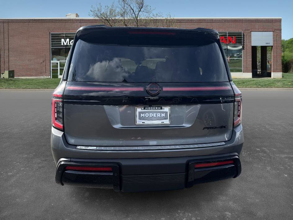 2025 Nissan Armada photo 2