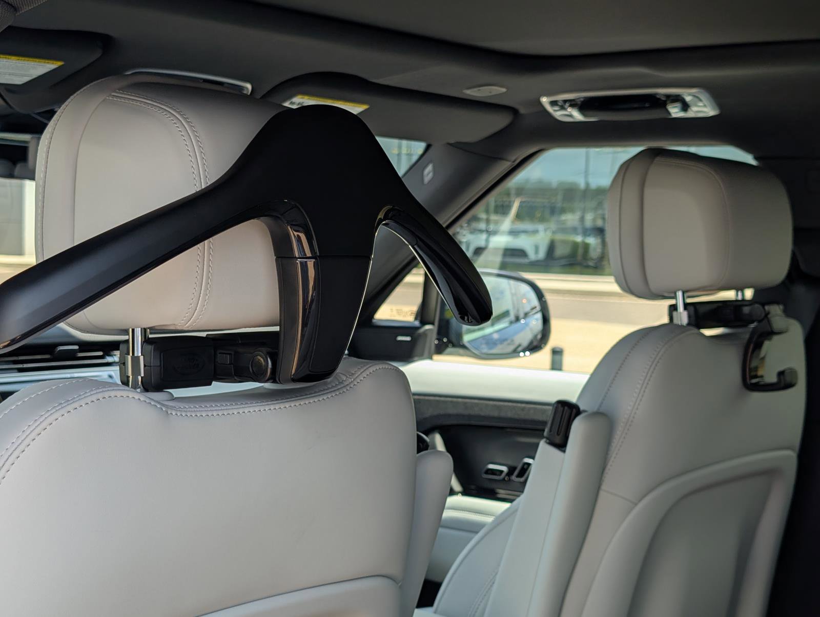 2025 Land Rover Range Rover Sport SE photo 22