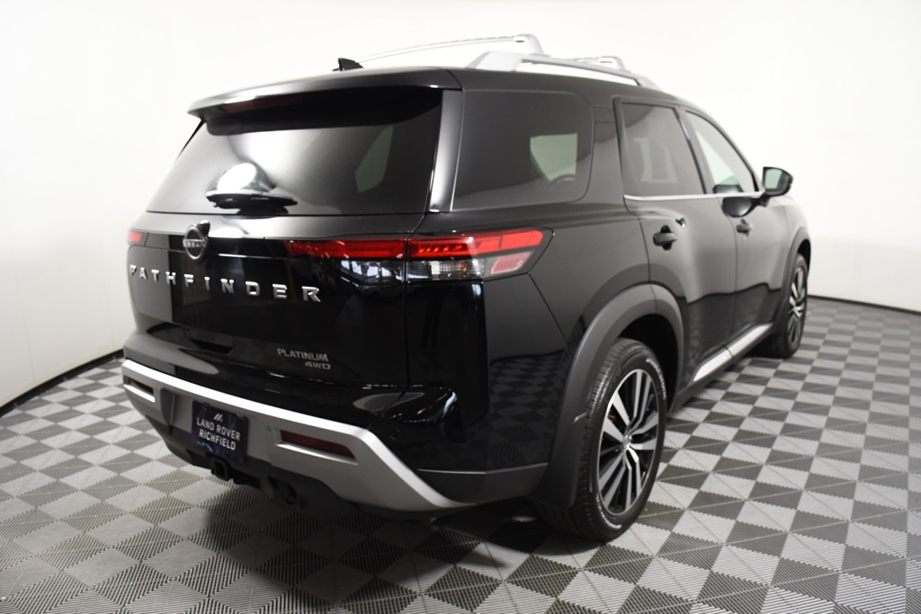 PreOwned 2024 Nissan Pathfinder Platinum 4D Sport Utility in Richfield