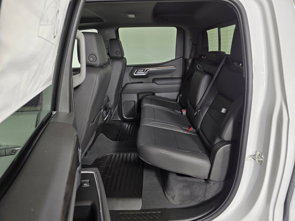 2025 Chevrolet Silverado 1500 LTZ photo 12