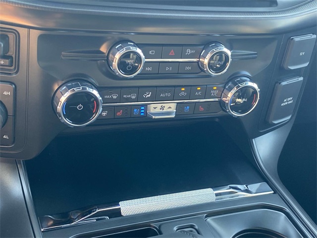 2025 Ford F-150 Lariat photo 16