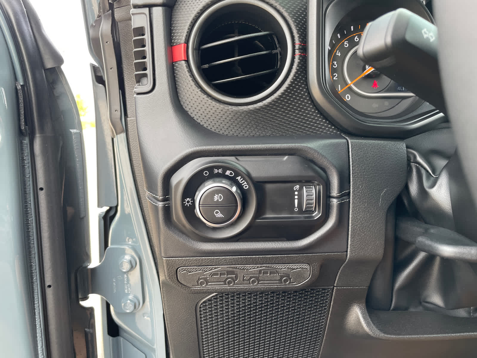 2025 Jeep Gladiator Rubicon photo 20