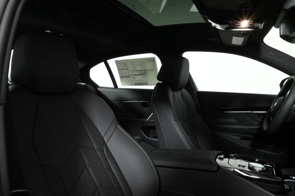 2026 Bmw 530i xDrive photo 32