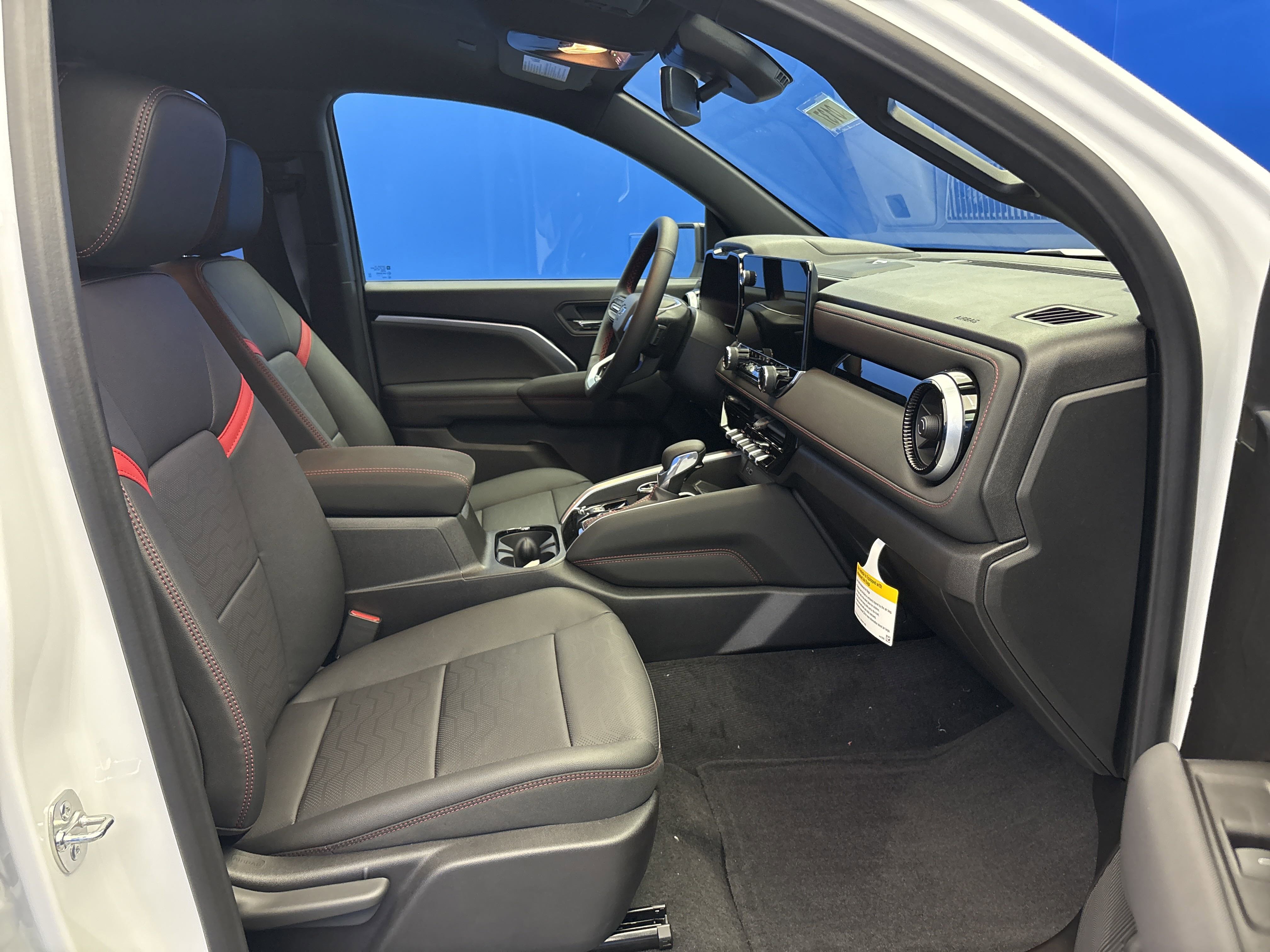 2026 Chevrolet Colorado Z71 photo 19