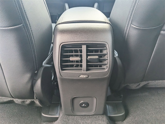 2025 Ford Escape Plug-In Hybrid photo 10