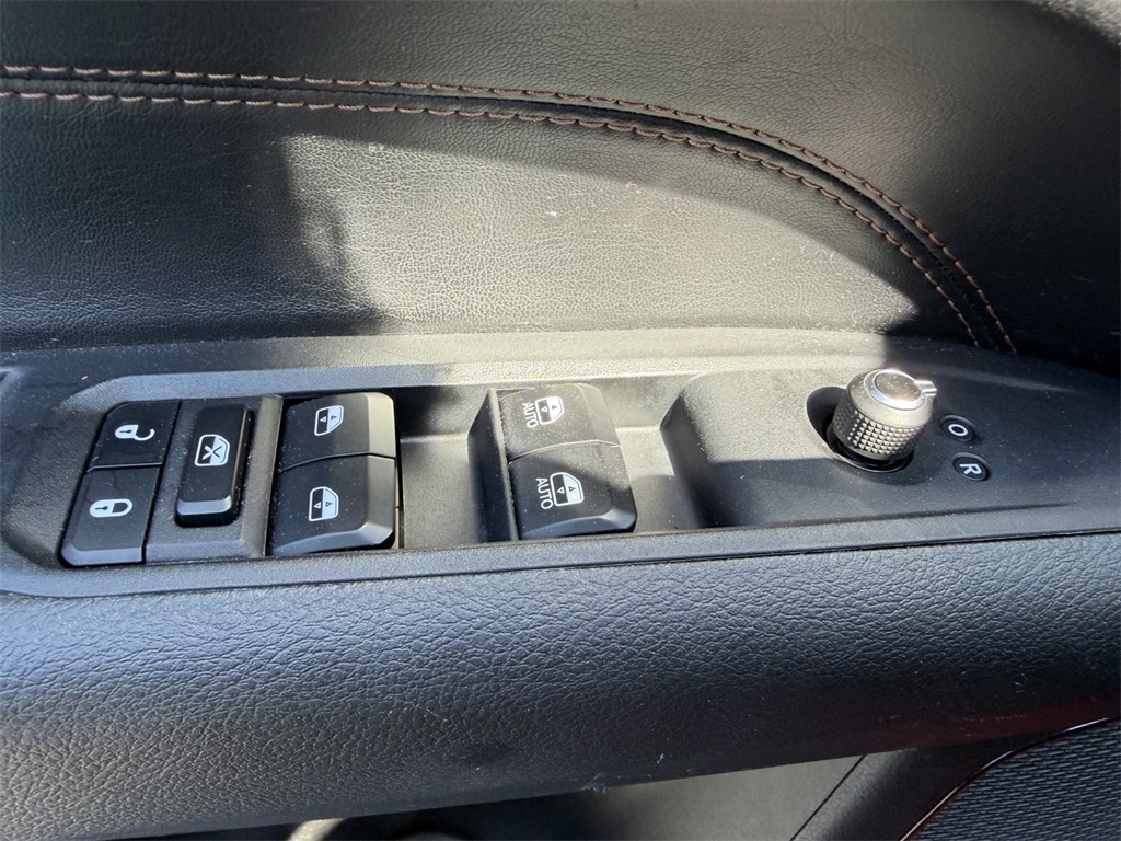 2023 Jeep Compass Limited Red Edition photo 20