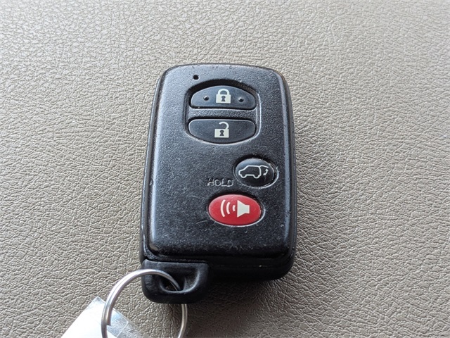 2011 Toyota Highlander Limited photo 27