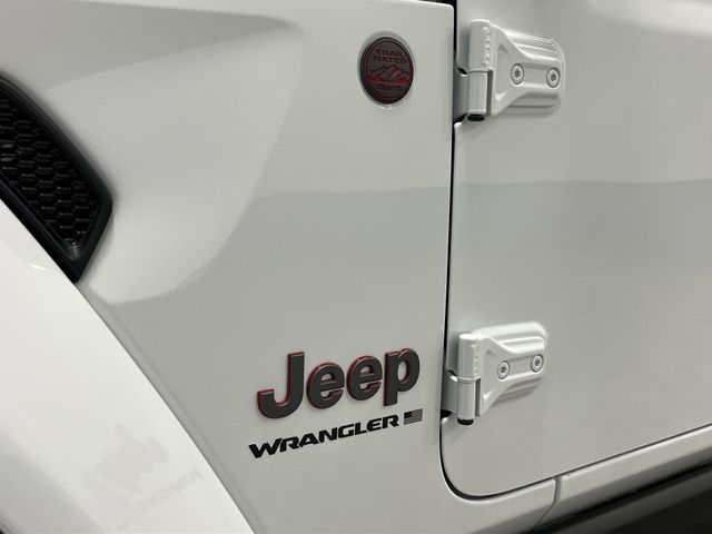 2025 Jeep Wrangler Rubicon X photo 35