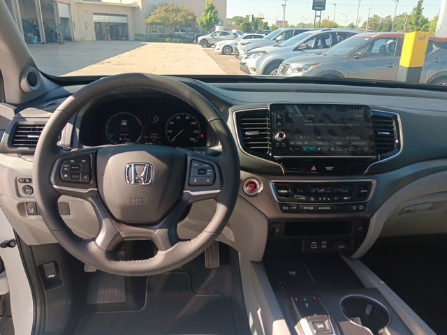 2025 Honda Ridgeline RTL photo 18