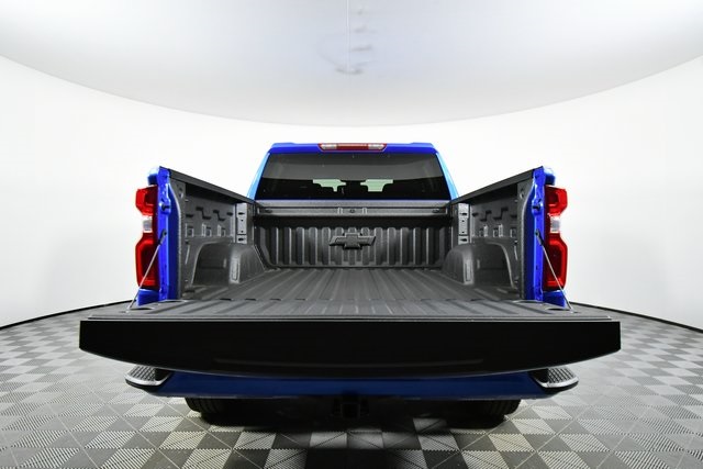 2025 Chevrolet Silverado 1500 RST photo 24