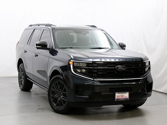 2025 Ford Expedition Platinum's photo