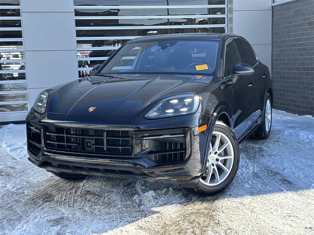 2024 Porsche Cayenne Base's photo