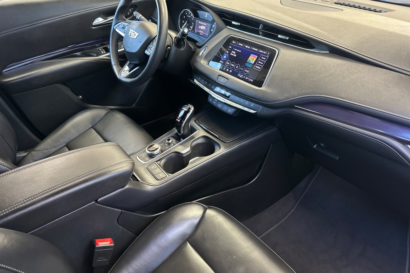 2023 Cadillac XT4 Luxury photo 14