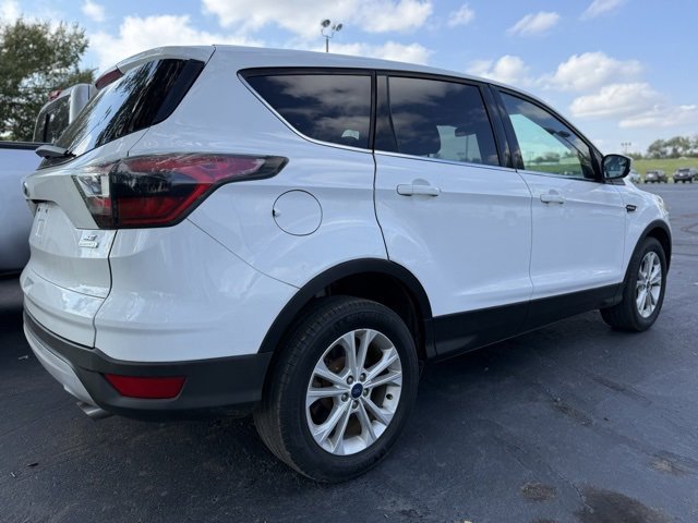 2017 Ford Escape SE photo 3