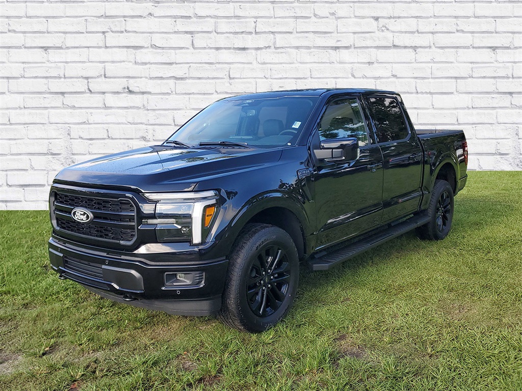 2025 Ford F-150 Lariat photo 4