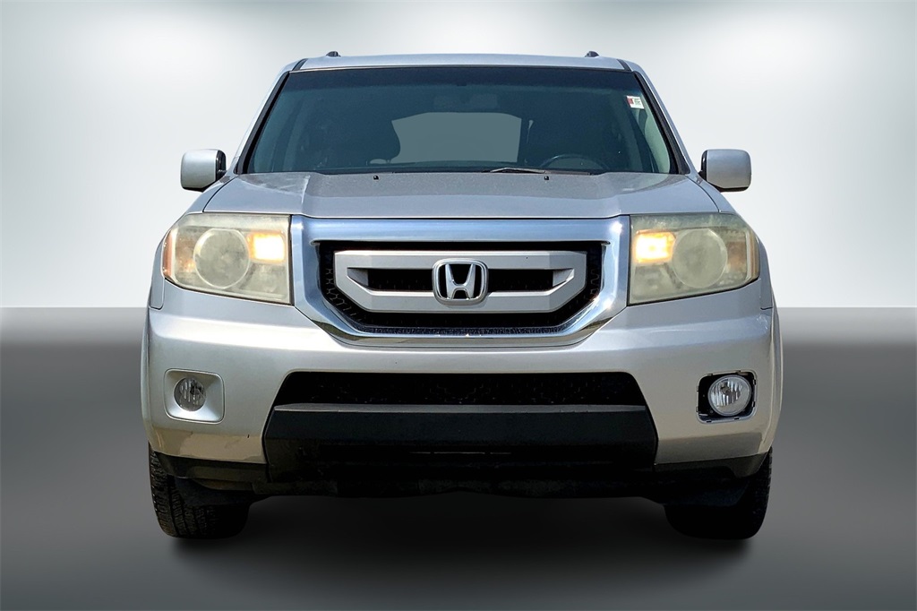Used 2011 Honda Pilot EX-L with VIN 5FNYF4H50BB079134 for sale in Kansas City