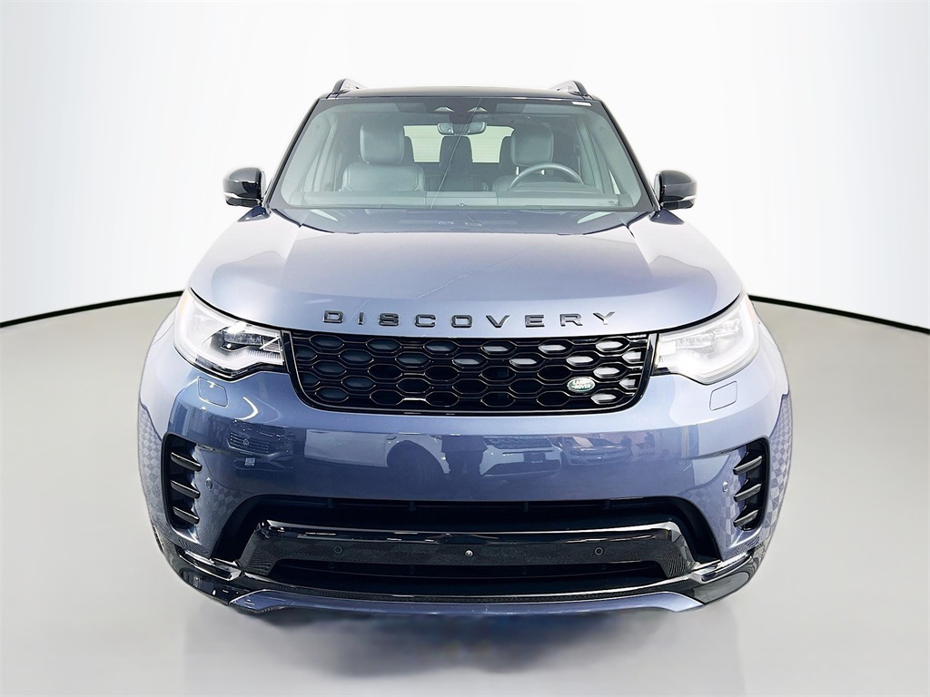 2025 Land Rover Discovery SE photo 2