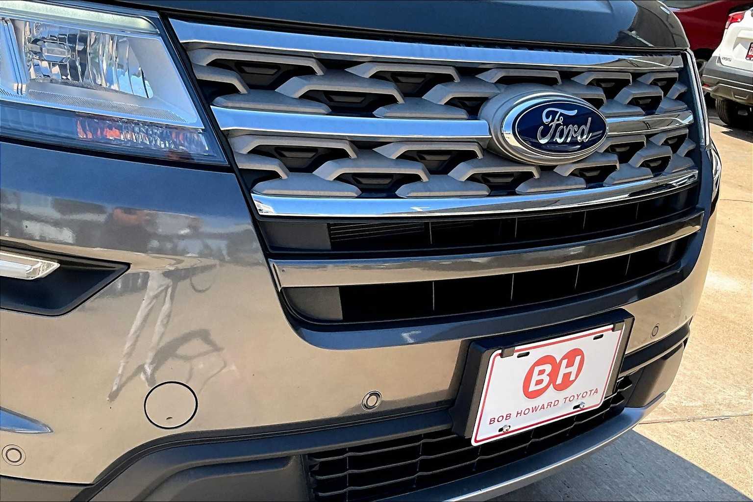 2018 Ford Explorer XLT photo 27