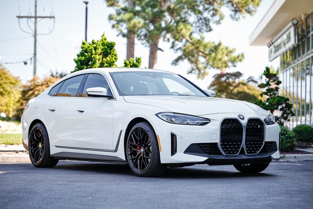 2024 BMW i4