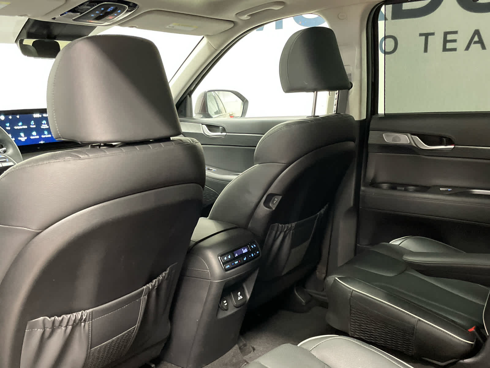 2024 Hyundai Palisade Limited photo 20