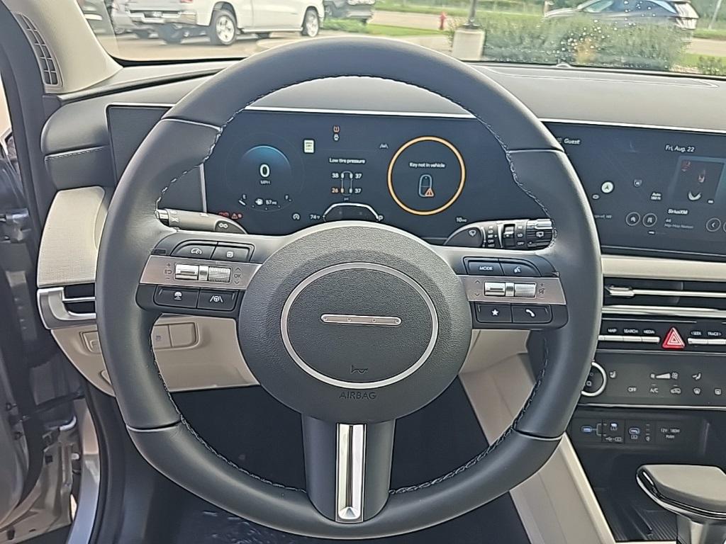 2025 Hyundai Tucson SEL Convenience photo 15
